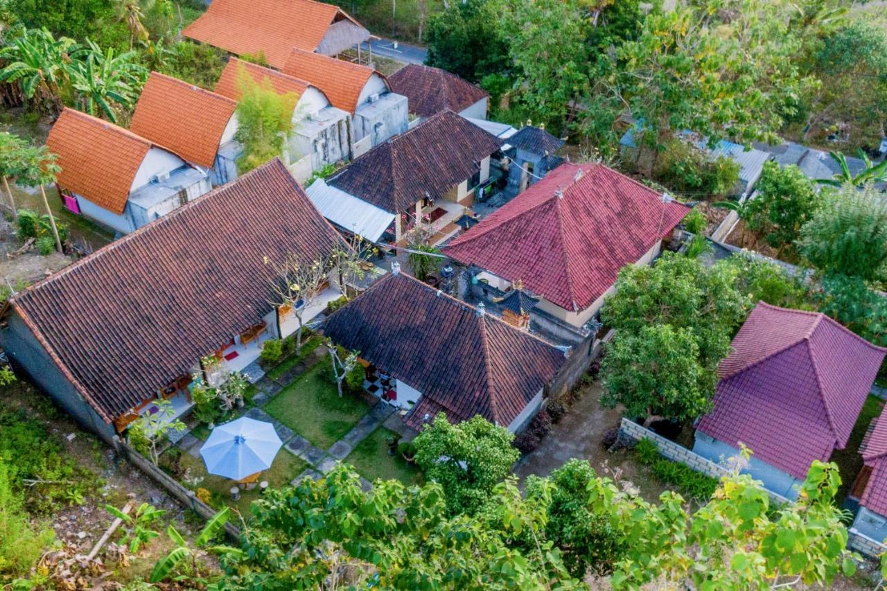 Kamasanti Hostel Toyapakeh Exterior foto